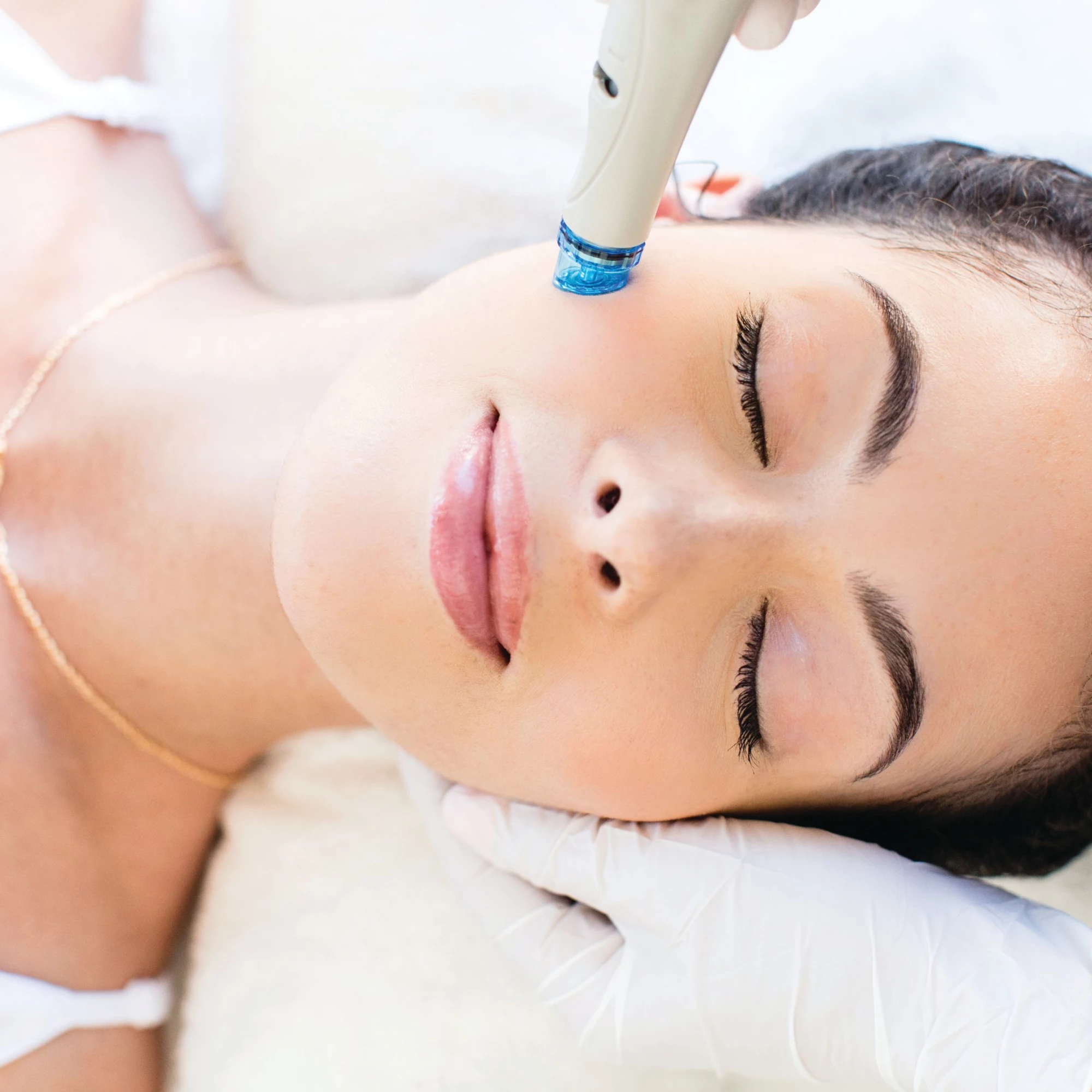 pexels-monstera-6978043